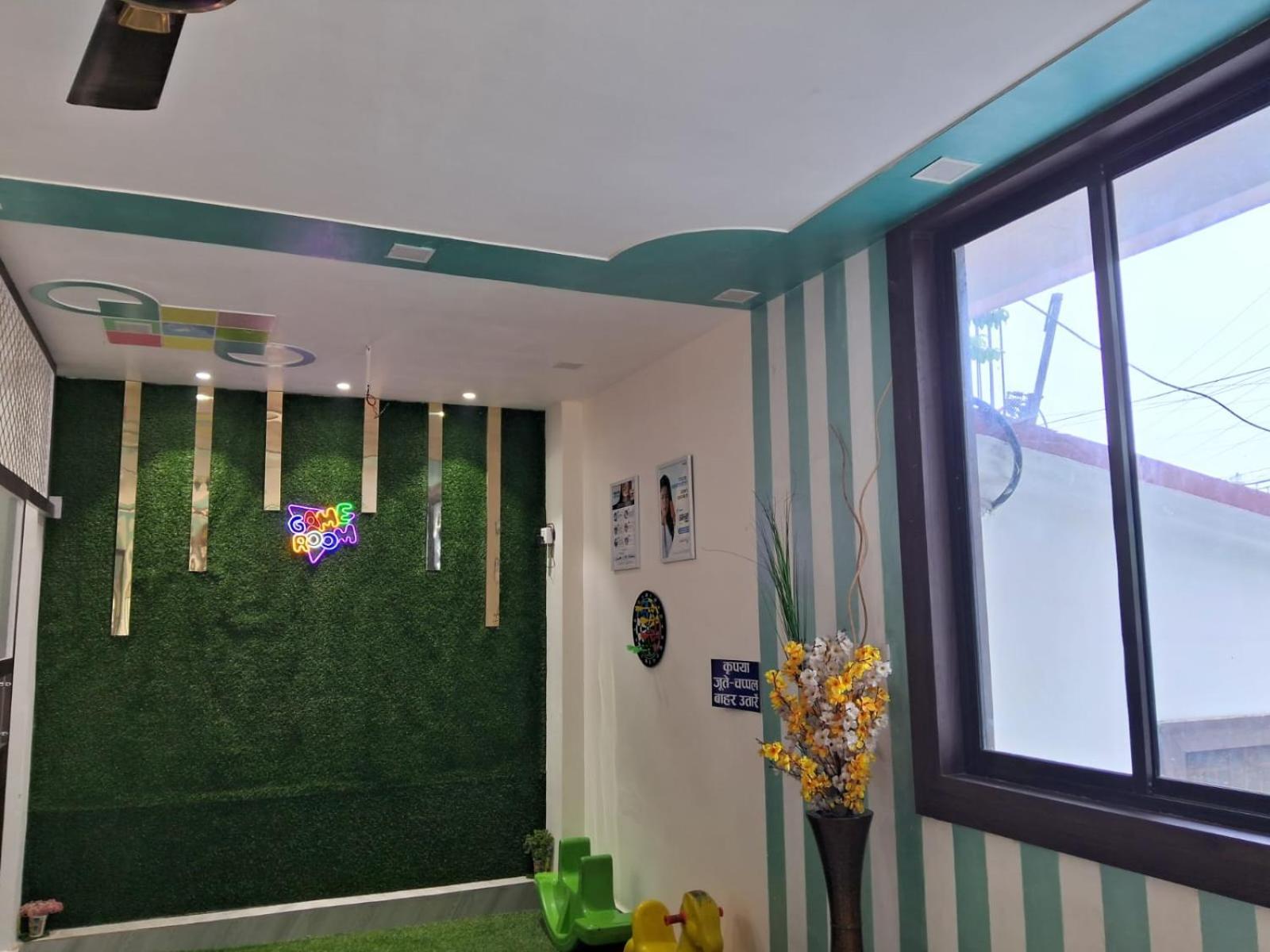 Holidayy Inn Prayagraj Esterno foto